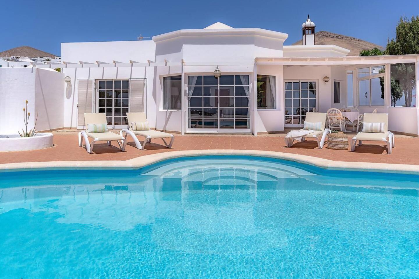 Amazing 3 Bedroom Ocean View With Pool Tías Εξωτερικό φωτογραφία