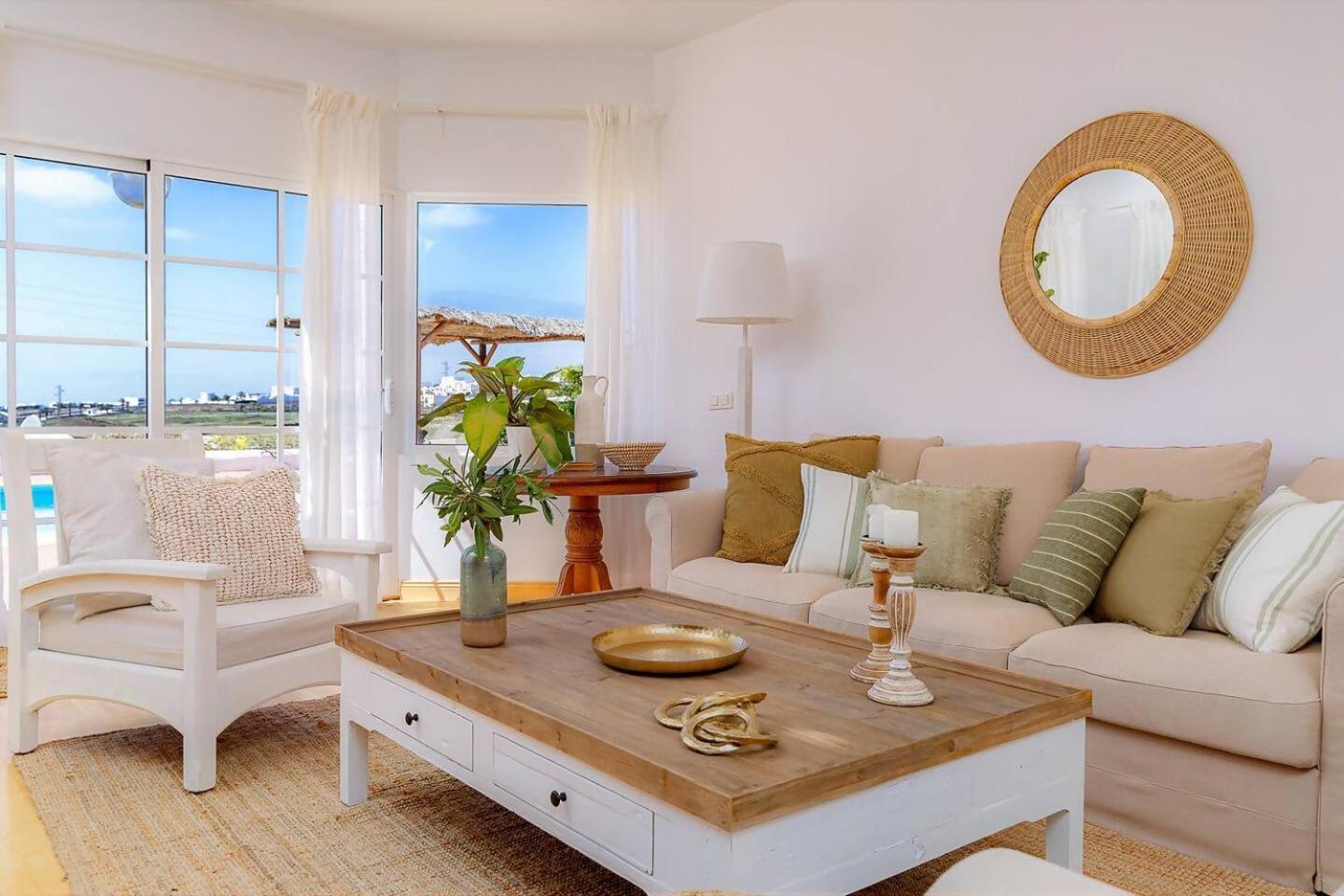 Amazing 3 Bedroom Ocean View With Pool Tías Εξωτερικό φωτογραφία