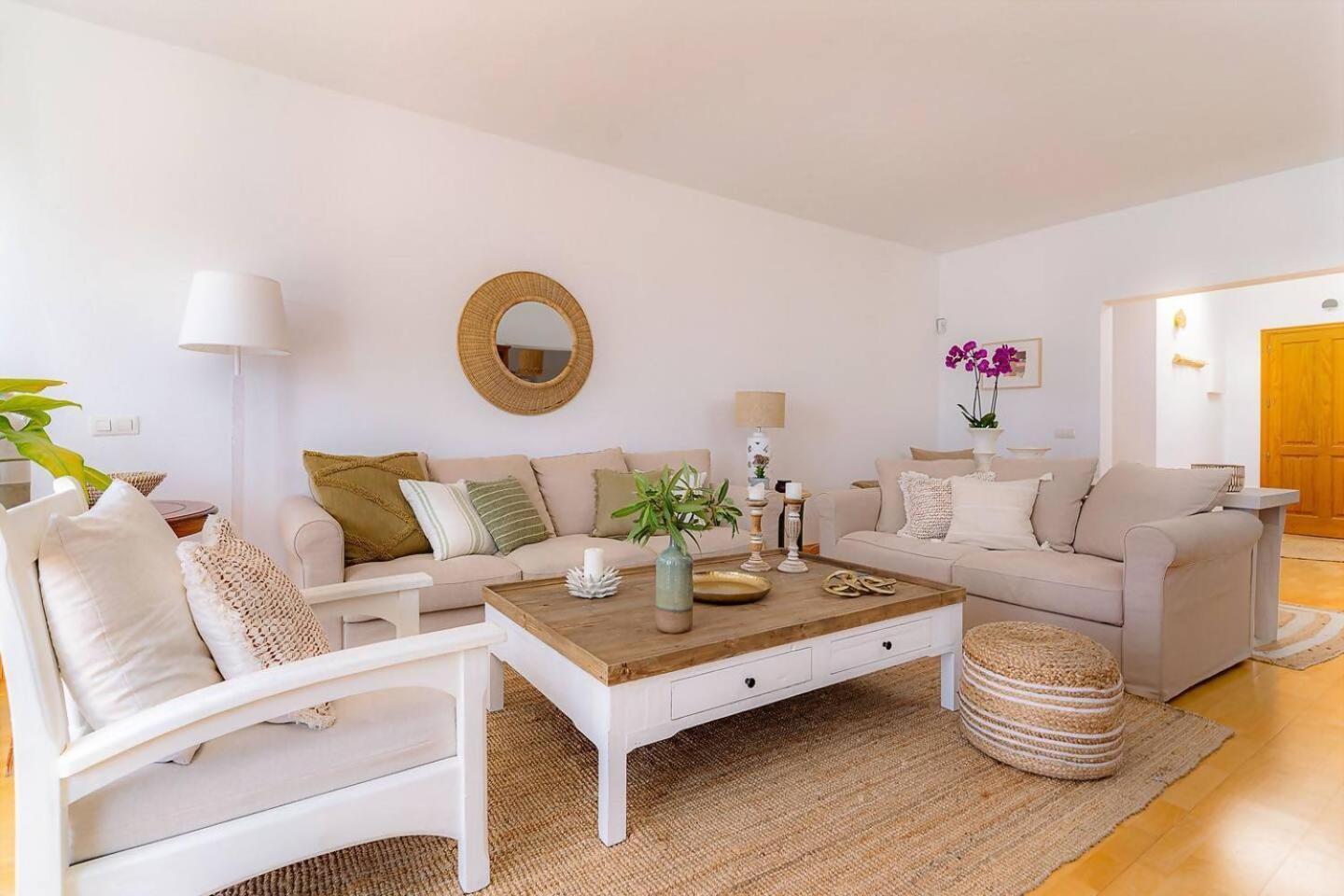 Amazing 3 Bedroom Ocean View With Pool Tías Εξωτερικό φωτογραφία